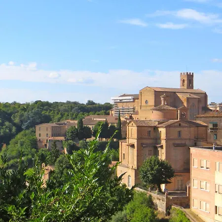 Pensjonat Casa Del Bravo - Camera Signorile '800 Sugli Antichi Orti Senesi